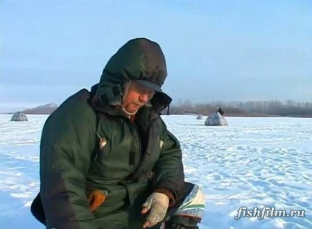 Ловля белой рыбы зимой на течении